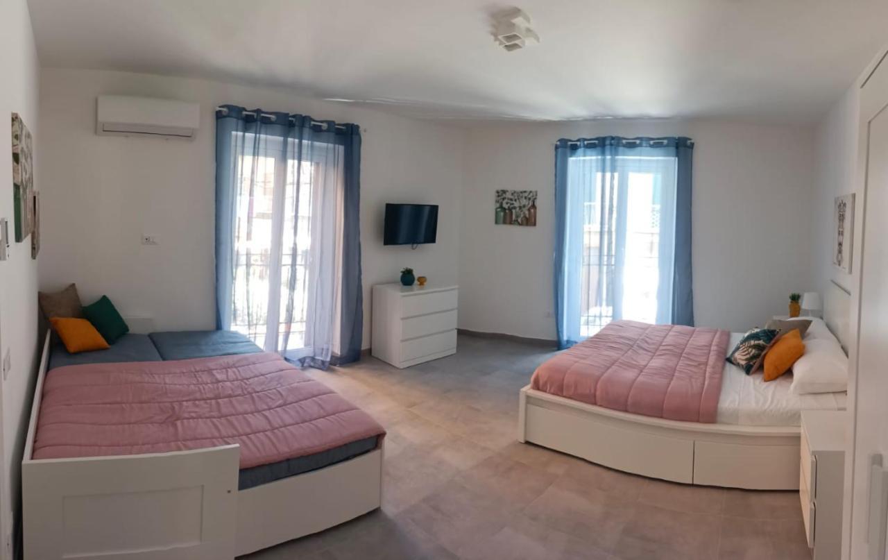 Hello Sicily Apartment Palermo Bagian luar foto
