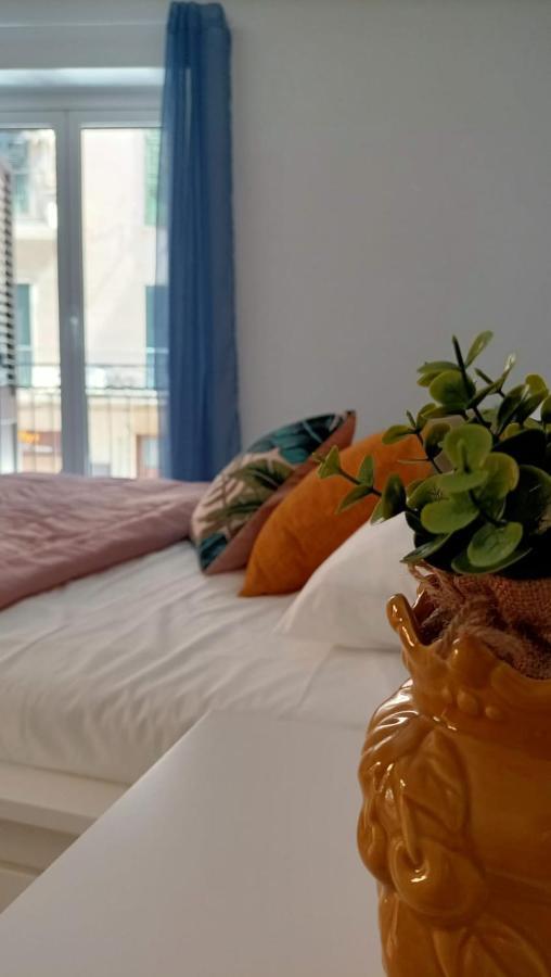 Hello Sicily Apartment Palermo Bagian luar foto